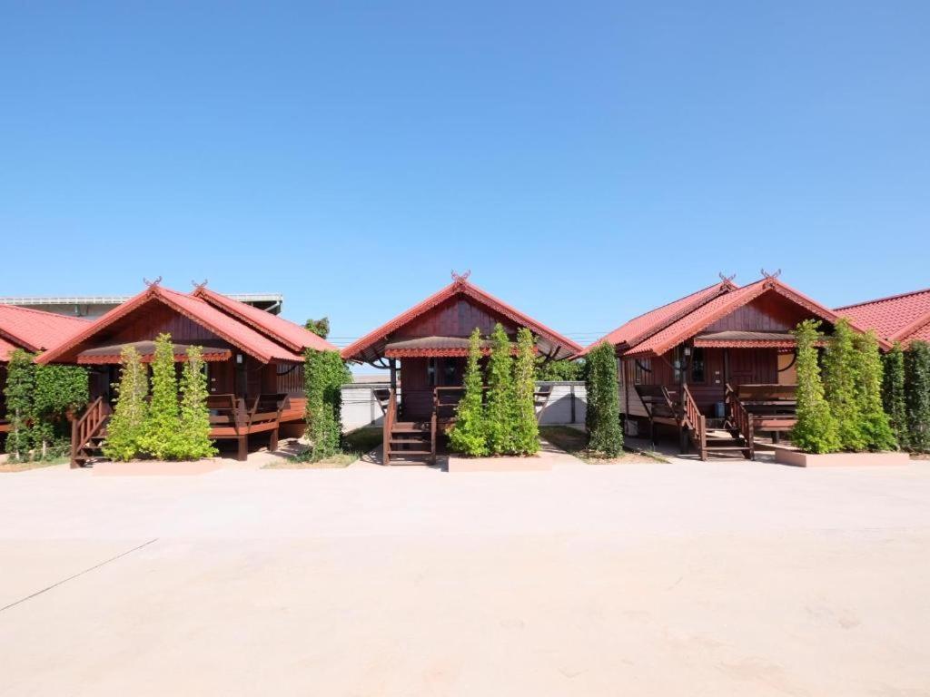 Prakaithong Hotel Amphoe Sawang Daen Din Zewnętrze zdjęcie