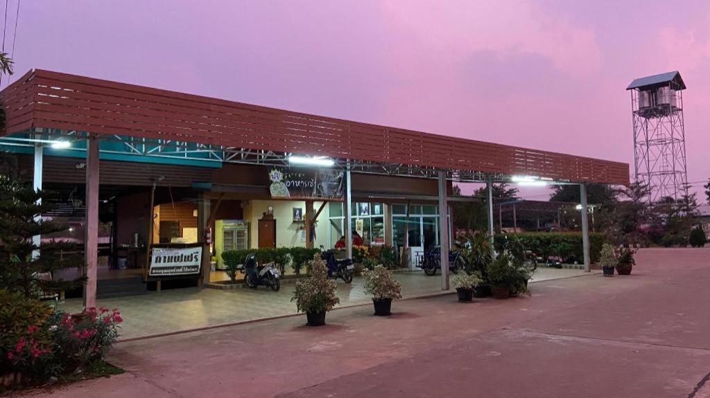 Prakaithong Hotel Amphoe Sawang Daen Din Zewnętrze zdjęcie