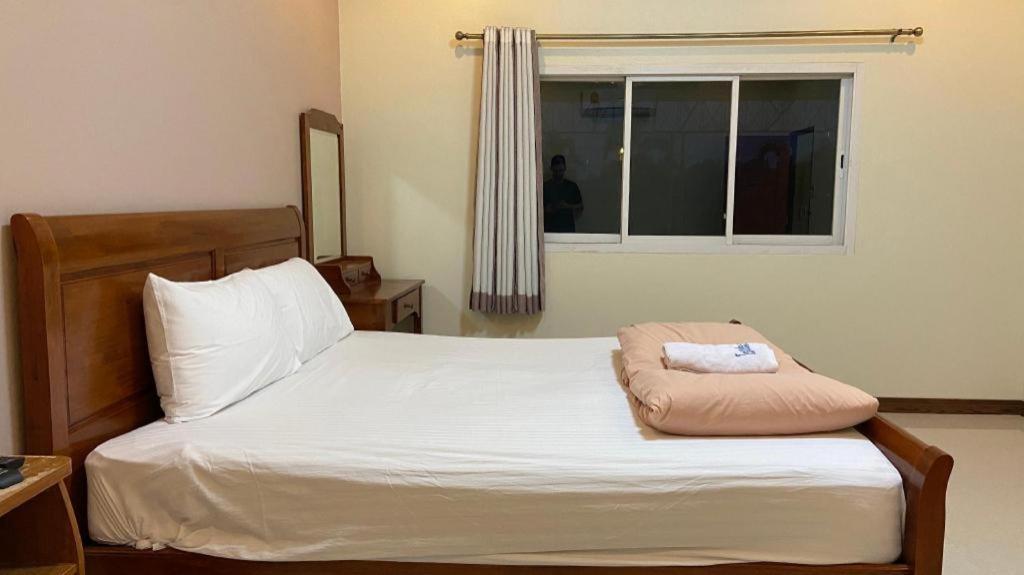 Prakaithong Hotel Amphoe Sawang Daen Din Zewnętrze zdjęcie