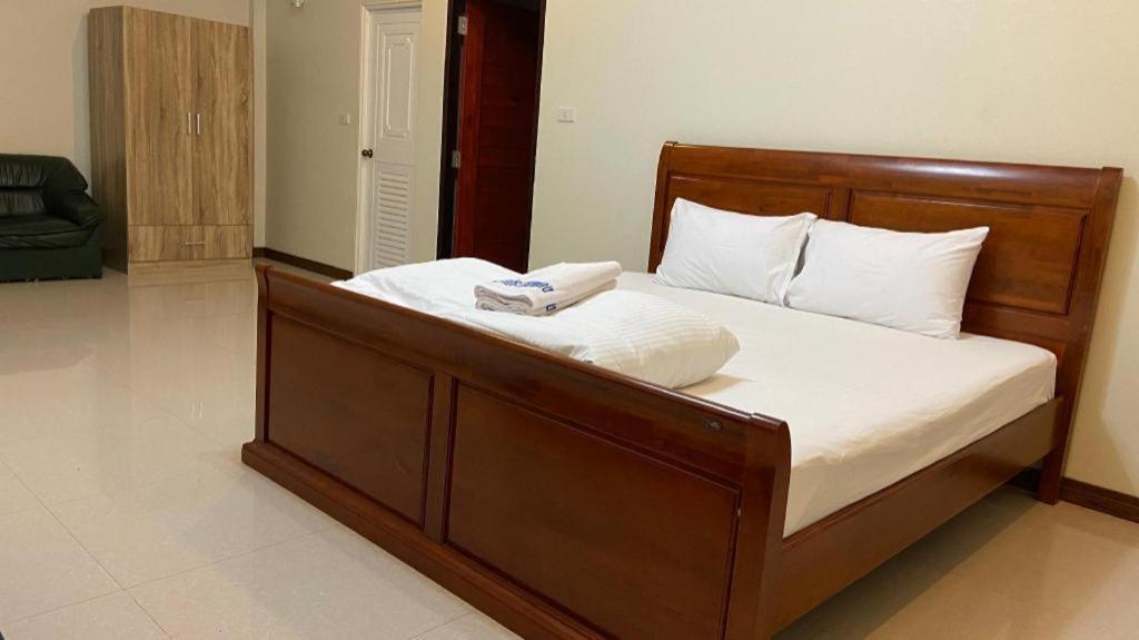 Prakaithong Hotel Amphoe Sawang Daen Din Zewnętrze zdjęcie