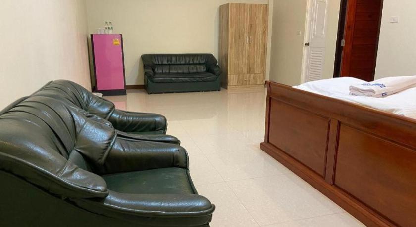 Prakaithong Hotel Amphoe Sawang Daen Din Zewnętrze zdjęcie